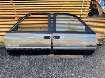 PŘEDNÍ DVEŘE – DODGE RAM 2.generace 1994-2002
