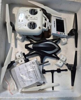 Dron XW609-7 Pathfinder