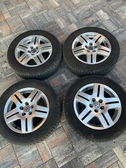 Vw disky 5x100 R15 s pneu 185/65/15 - 1