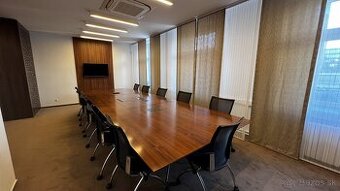 Prenájom kancelárií v historickej budove v centre Bratislavy