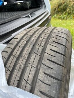 DUNLOP SP SPORT MAXX 050 (len 3300km)