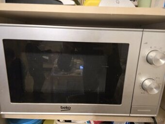 Mikrovlnka BEKO