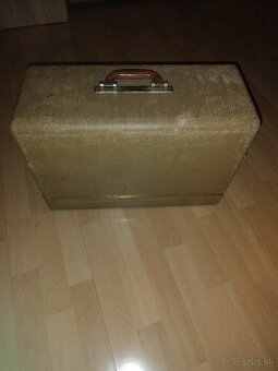 Predám šijací stroj Veritas