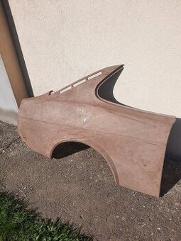 Fiat 128 SL Coupe zadný blatník,Prahy Smerovky