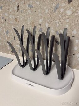 Odkvapkávač na fľaše