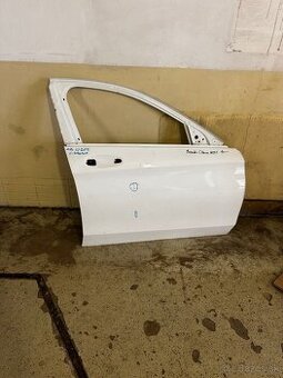 Mercedes C klassa w205 2014- pravé predné dvere - 1