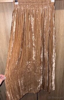 Saténová sukňa XS