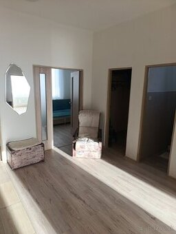 Košice centrum 4 izbový prenájom - 1