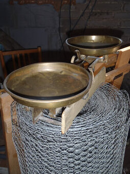 starožitné vážky