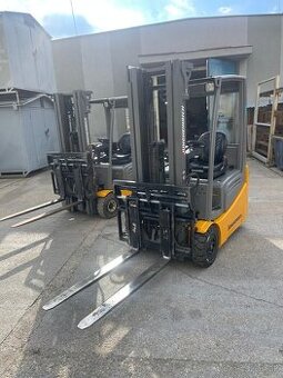 Elektrický vysokozdvižný vozík jungheinrich efg 215, 2019