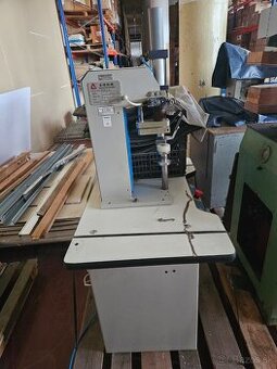 Obuvnícky stroj na vyrážanie dierok CANGOIAO POS-214