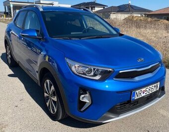 Kia Stonic 1.0T-GDi s predplateným servisným balíkom)