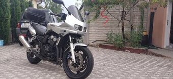 Yamaha Fazer FZS 600 - 2002 - 70kW