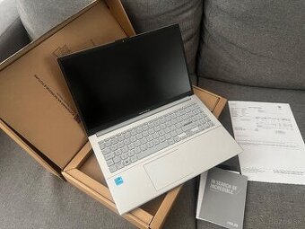 Predám notebook Asus Vivobook