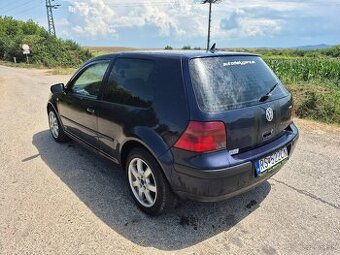 Predám Volkswagen Golf 1.9TDI Základné údaje: Palivo:Diesel