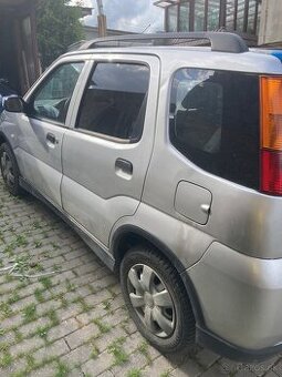 Suzuki Ignis 1.3 benzín