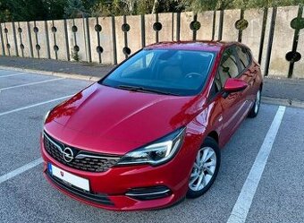 Opel Astra 1.2 Turbo Elegance