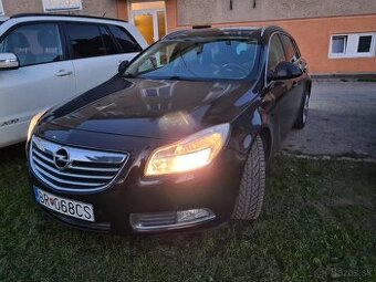 Opel INSIGNIA Sport tourer 4x4