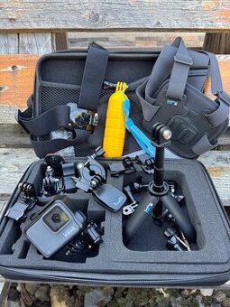 GoPro 7 Silves + set doplnkov