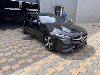 Predám Mercedes C220 4 matic
