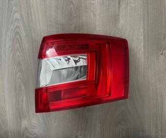 Škoda Octavia 3 zadné pravé led svetlo combi