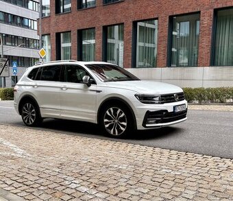 Krasny Volkswagen Tiguan 2.0 TDI 190k 4Motion Highline DSG