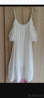 Biele plážové šaty s čipkou