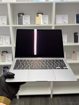 ZÁRUKA 2 ROKY /  Apple MacBook Air M1 2020 / 8GB / 256GB
