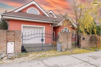 JEDINEČNÝ 7 IZ. RD S MOŽNOSŤOU DVOJGENERAČNÉHO BÝVANIA