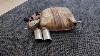 Zadný tlmič výfuku z BMW 125i E82 vhodný aj na 130i E87 E81