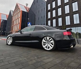 R20 ®️ Originál Audi 5x112 9J ET20 // Etron Q7 Q8 atď - 1