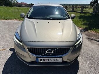 Volvo v40 . 2.0 Diesel