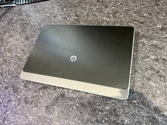 Notebook HP i3-2330M / 8 GB RAM / 250 GB SSD / LINUX MX