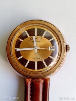 Predám staré pánske náramkové hodinky.