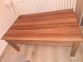 Konferenčný stolík