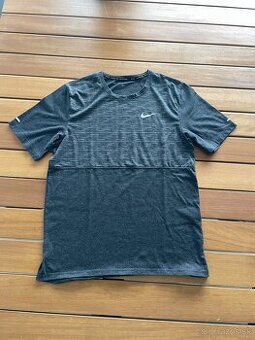 Nike tričko športové