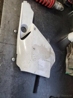 Plasty nadrze yamaha tt 600