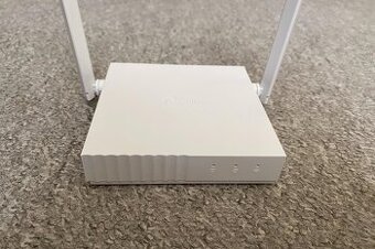 Kompaktný Wi-Fi router TP-Link TL-WR844N