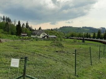 Stavebný Pozemok Rakova 1km od centra