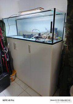 Akvárium 168l