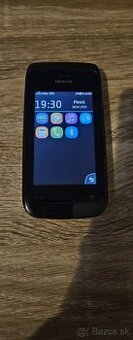 Nokia Asha 309 - 1