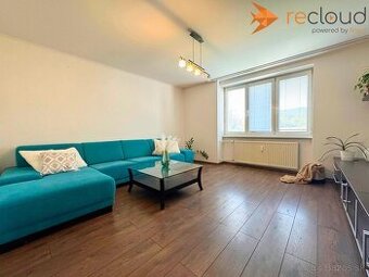 Veľkometrážny 2-izbový byt po rekonštrukcii s balkónom a zar