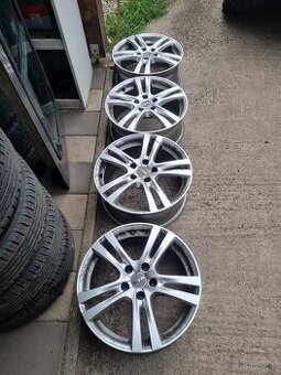 MAK KOLESA R17 5x112 - 1