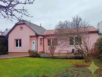 PREDAJ, menší rodinný dom v blízkosti centra mesta