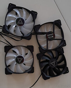 PWM 14 mm ventilátory 4 ks, 3 z nich RGB, nové