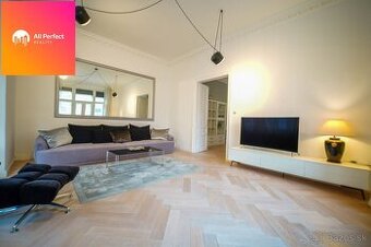 LUXUSNE JEDINEČNÝ 3-IZBOVÝ BYT V STAROM MESTE NA PRENÁJOM