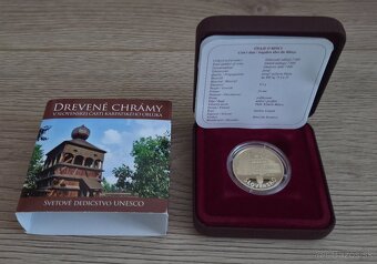 Zlatá zberateľská minca 100 € Drevene Chramy 2010
