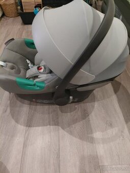 Cybex Aton S2