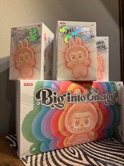 Labubu original pop mart