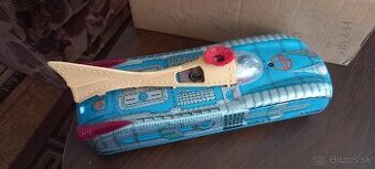 Retro lunárne plechove vozidlo z r1983